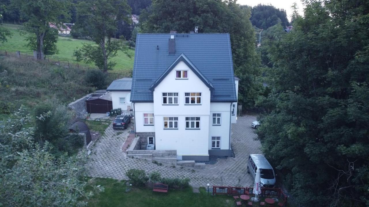 Lawendowy Dworek Bed and Breakfast Karpacz Exterior foto